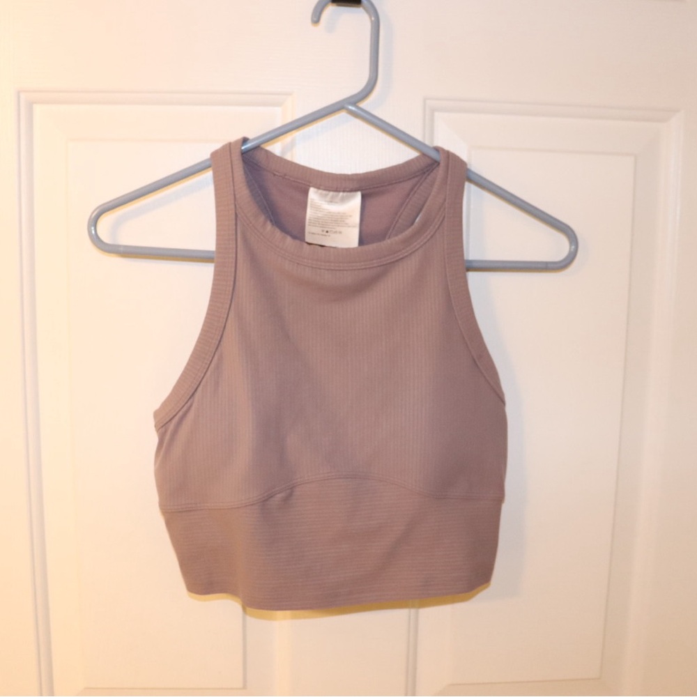 Lulu lemon size 4/6 great condition pads included